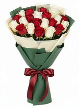 Букет Микс из красных и белых роз #REPLACE_PRED# Санино