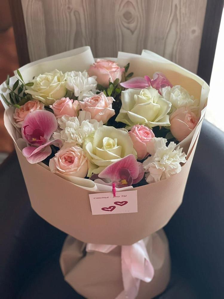 Букет цветов из: Орхидеи, Розы и Гвоздики в Санино