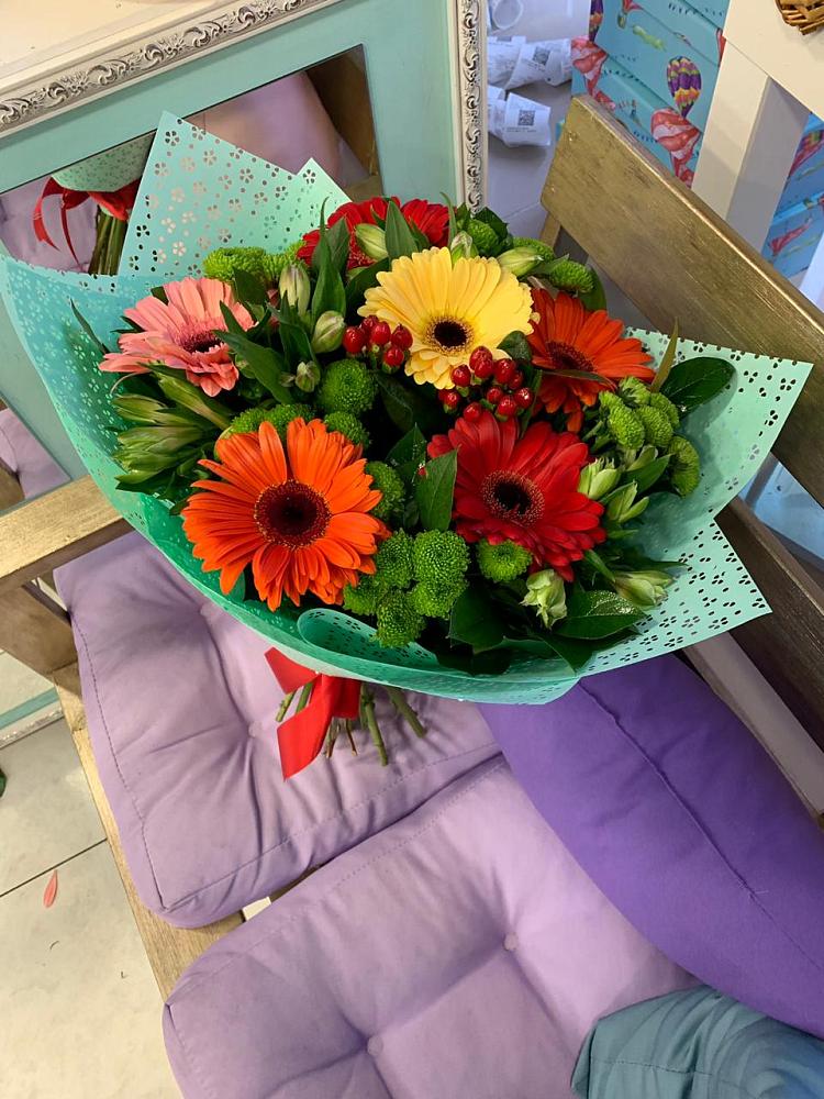Букет цветов из: Герберы, Хризантемы и Альстромерии в Санино