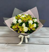 Букет цветов из:  Орхидеи и Розы в Санино