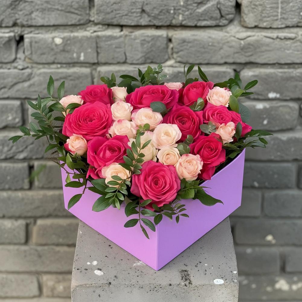 Цветочная композиция из Розы в коробке в Санино