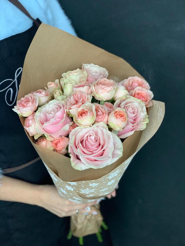 Букет цветов из: Хризантемы и Розы в Санино