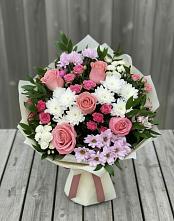Букет цветов из:  Альстромерии, Гвоздики, Розы и Хризантемы в Санино