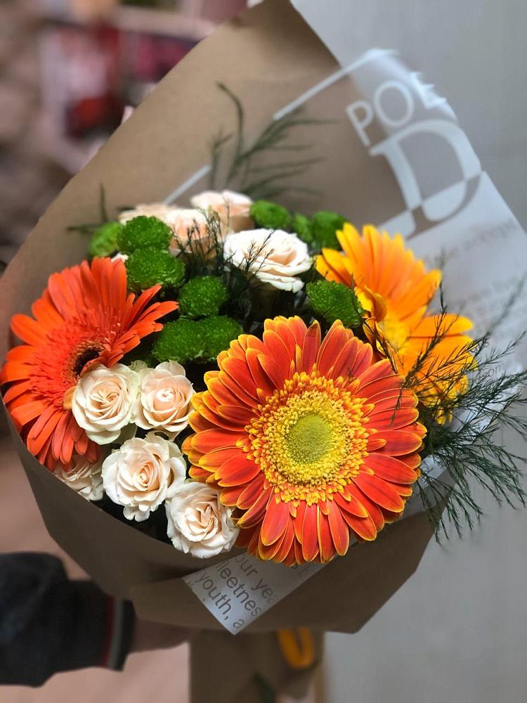 Букет цветов из: Герберы, Хризантемы и Розы в Санино