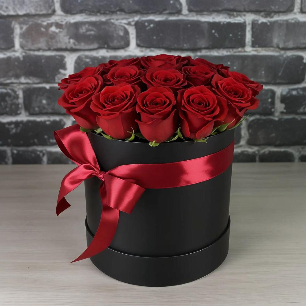 Цветочная композиция из Розы в шляпной коробке в Санино