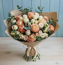 Букет цветов из:  Альстромерии и Розы #REPLACE_PRED# Санино