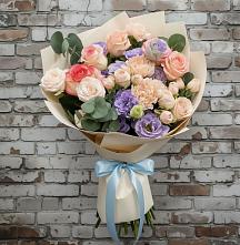 Букет цветов из:  Розы, Лизиантусы и Гвоздики в Санино